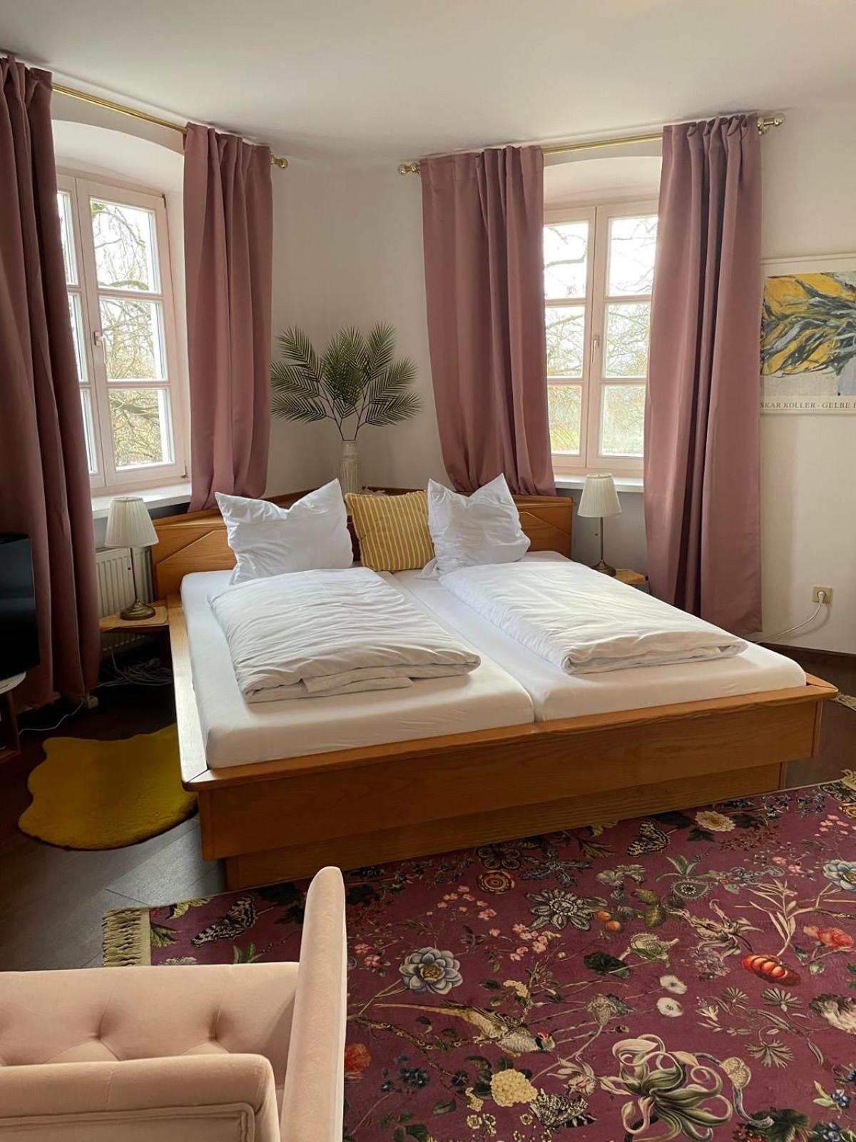 Il Castello Hotel Haiming Luaran gambar