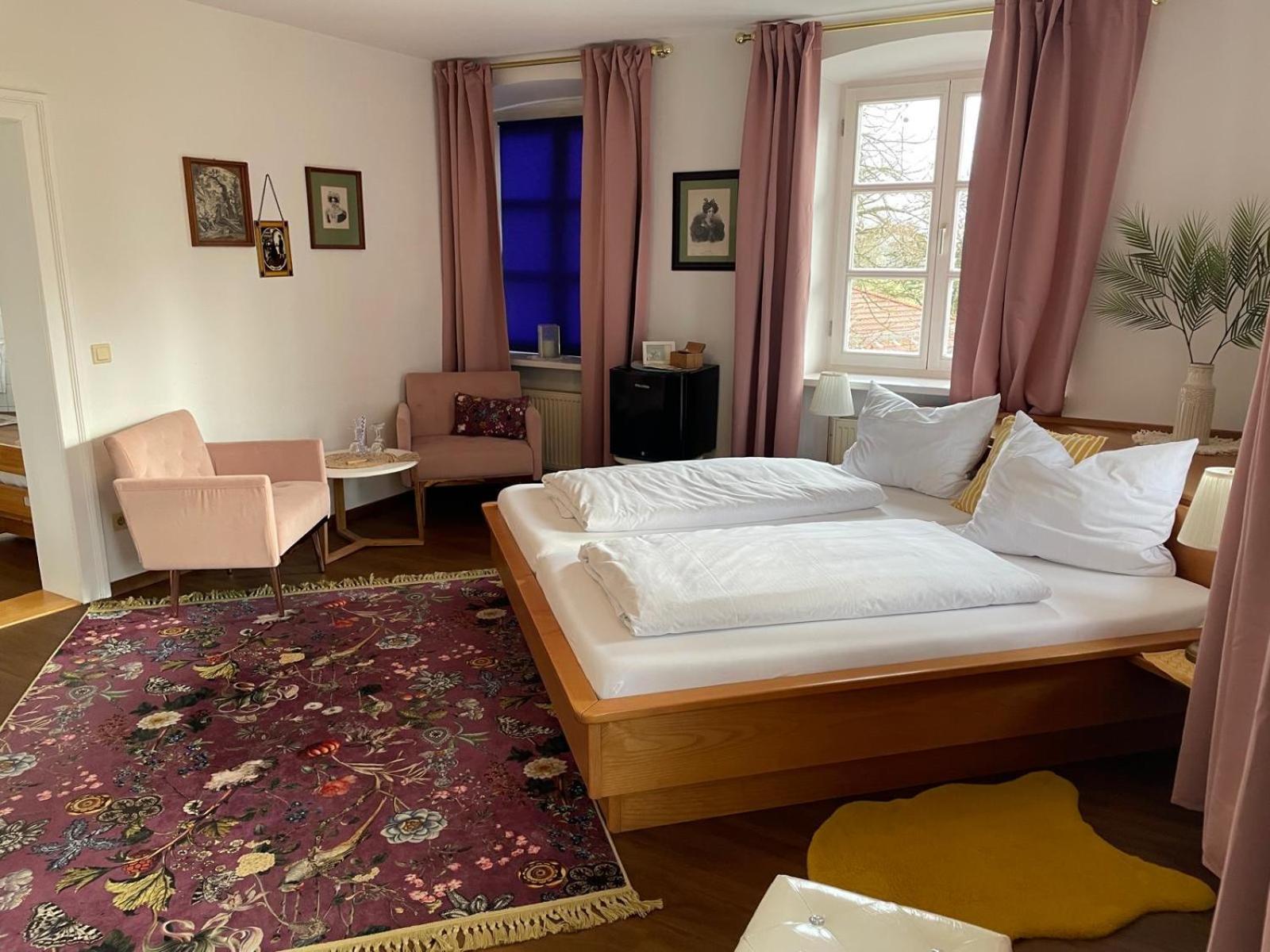 Il Castello Hotel Haiming Luaran gambar